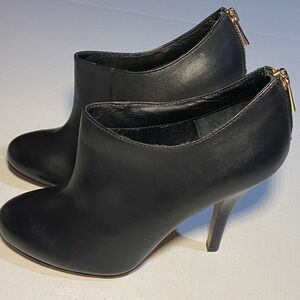 Aldo Low Cut Leather Black Heeled Ankle Boots